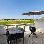 شقة Maarit - 2-3km From The Sea By Interhome